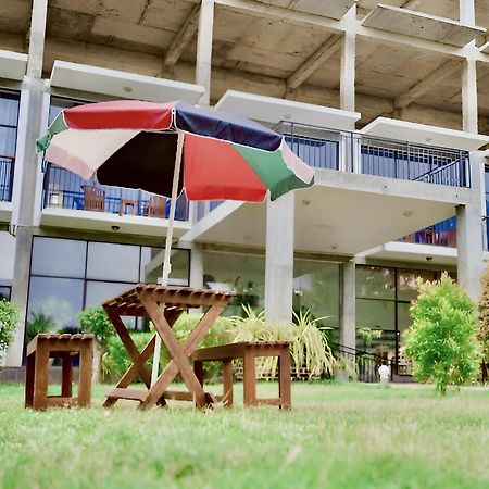 Aqua Marine Beach Hotel Kalkudah  Eksteriør bilde