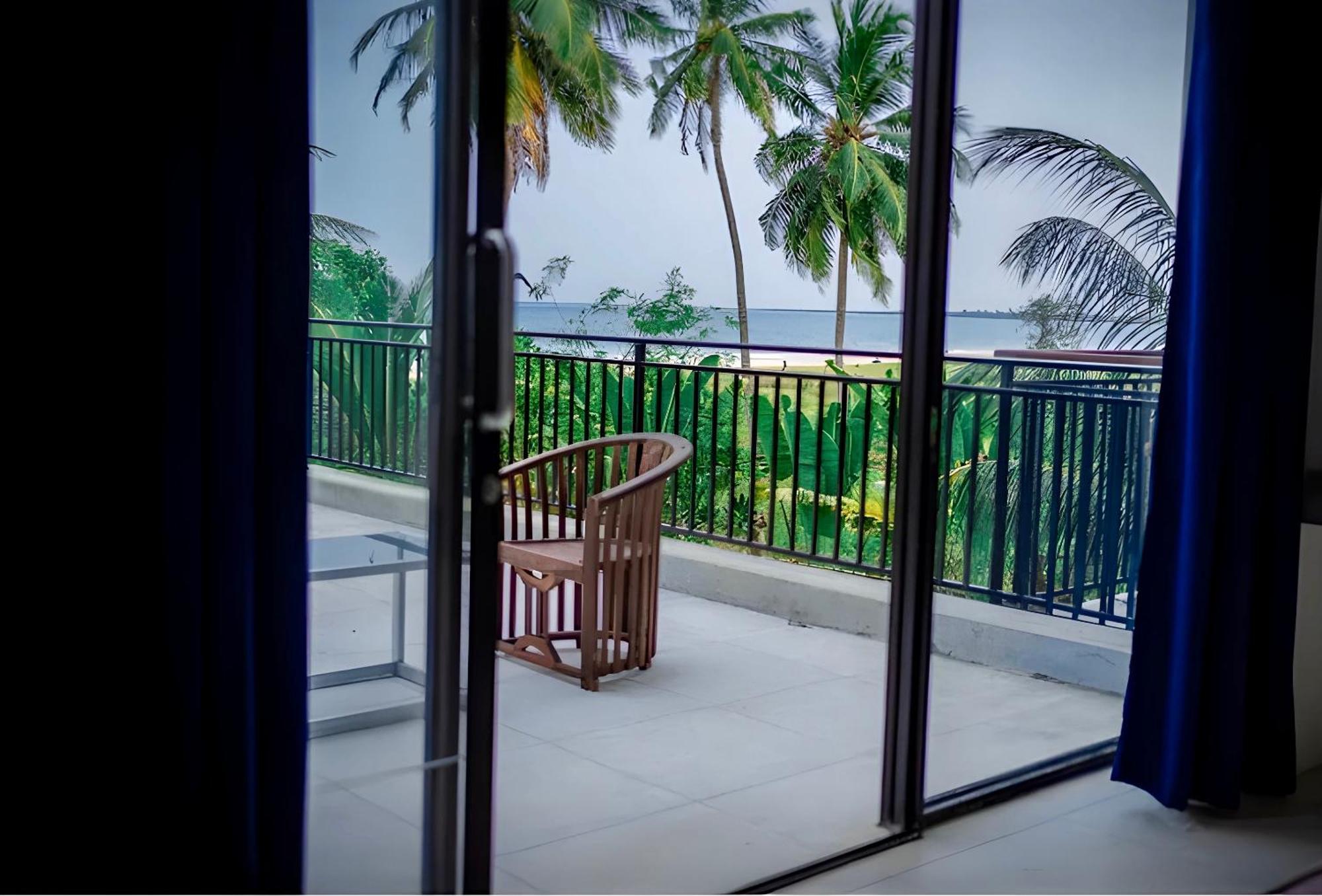 Aqua Marine Beach Hotel Kalkudah  Eksteriør bilde