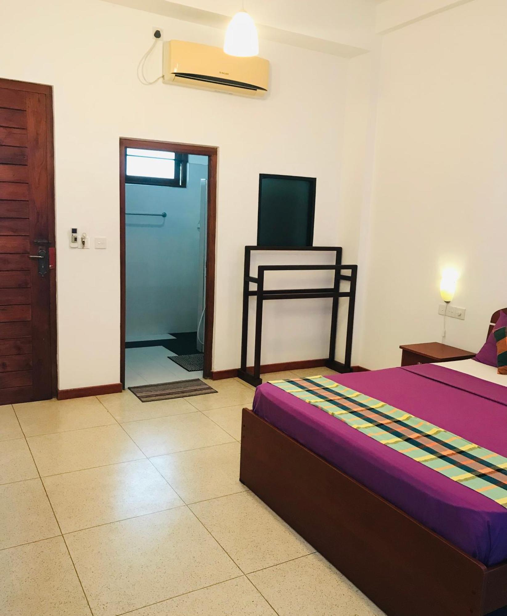 Aqua Marine Beach Hotel Kalkudah  Eksteriør bilde